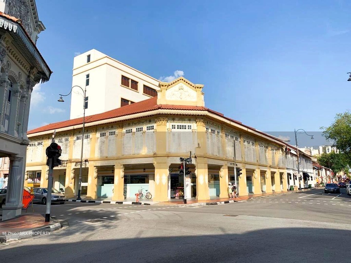 JK Centre (D15), Office #497446001